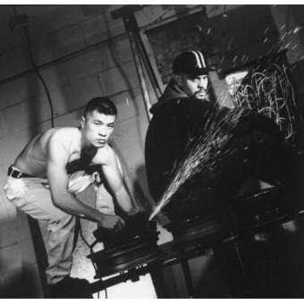 洋楽 The Disposable Heroes of HIPHOPRISY In the '90s, Disposable Heroes of Hiphoprisy Defied